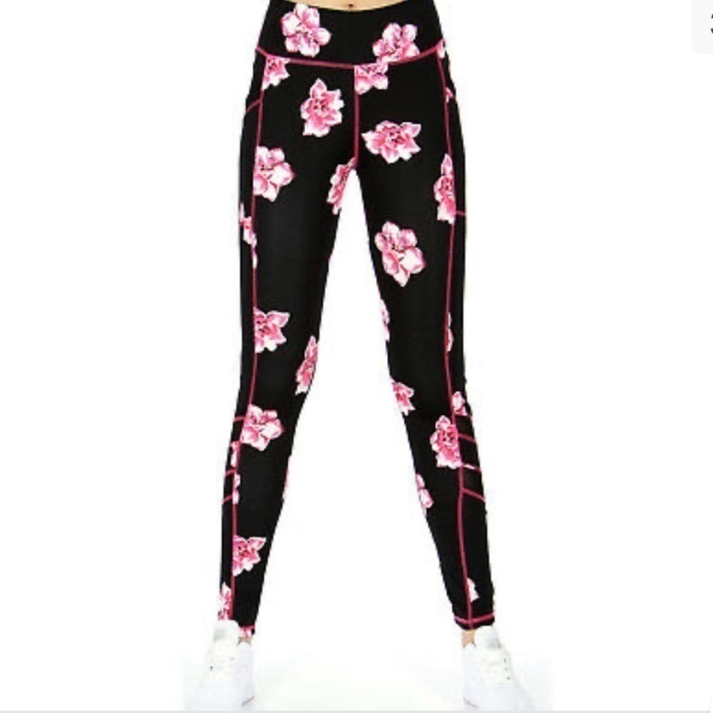 Lida floral athletic Active workout side pockets leggings Black and Pink small